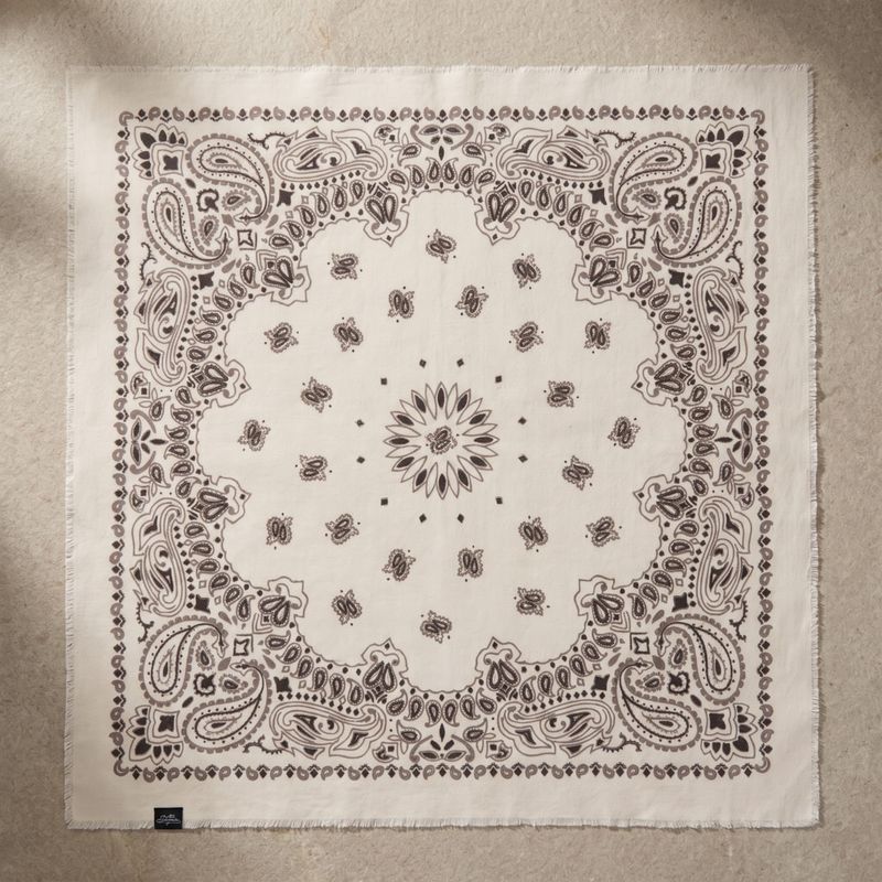 FA43036 Firkantet skjerf 100% ull - offwhite