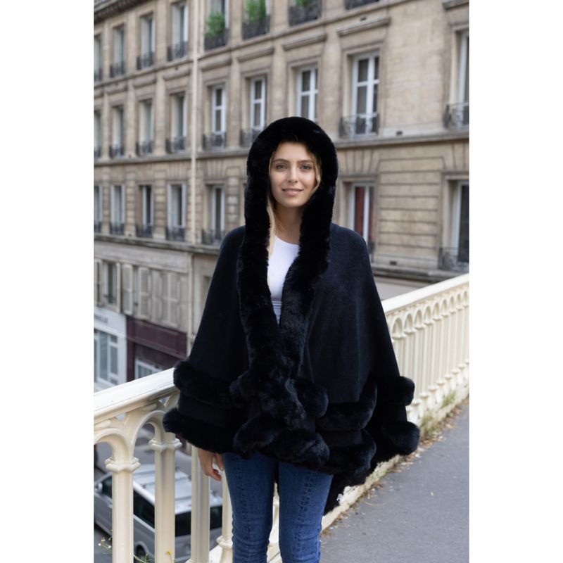 PO7790 Fuskepels prinsesse cape Onesize - sort 